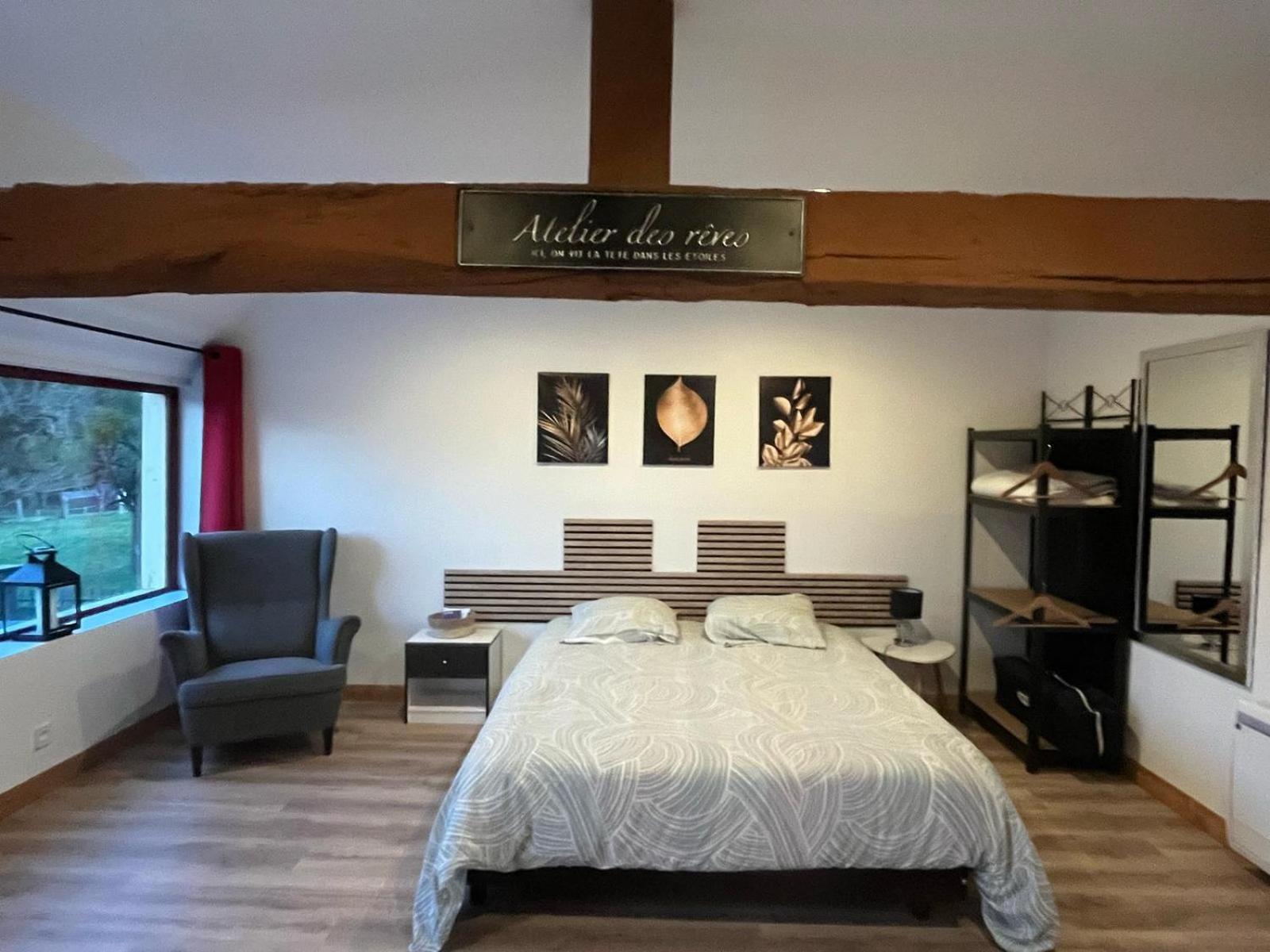 Juvigny Les Vallees Gite "La Renaudaie" - Piscine מראה חיצוני תמונה