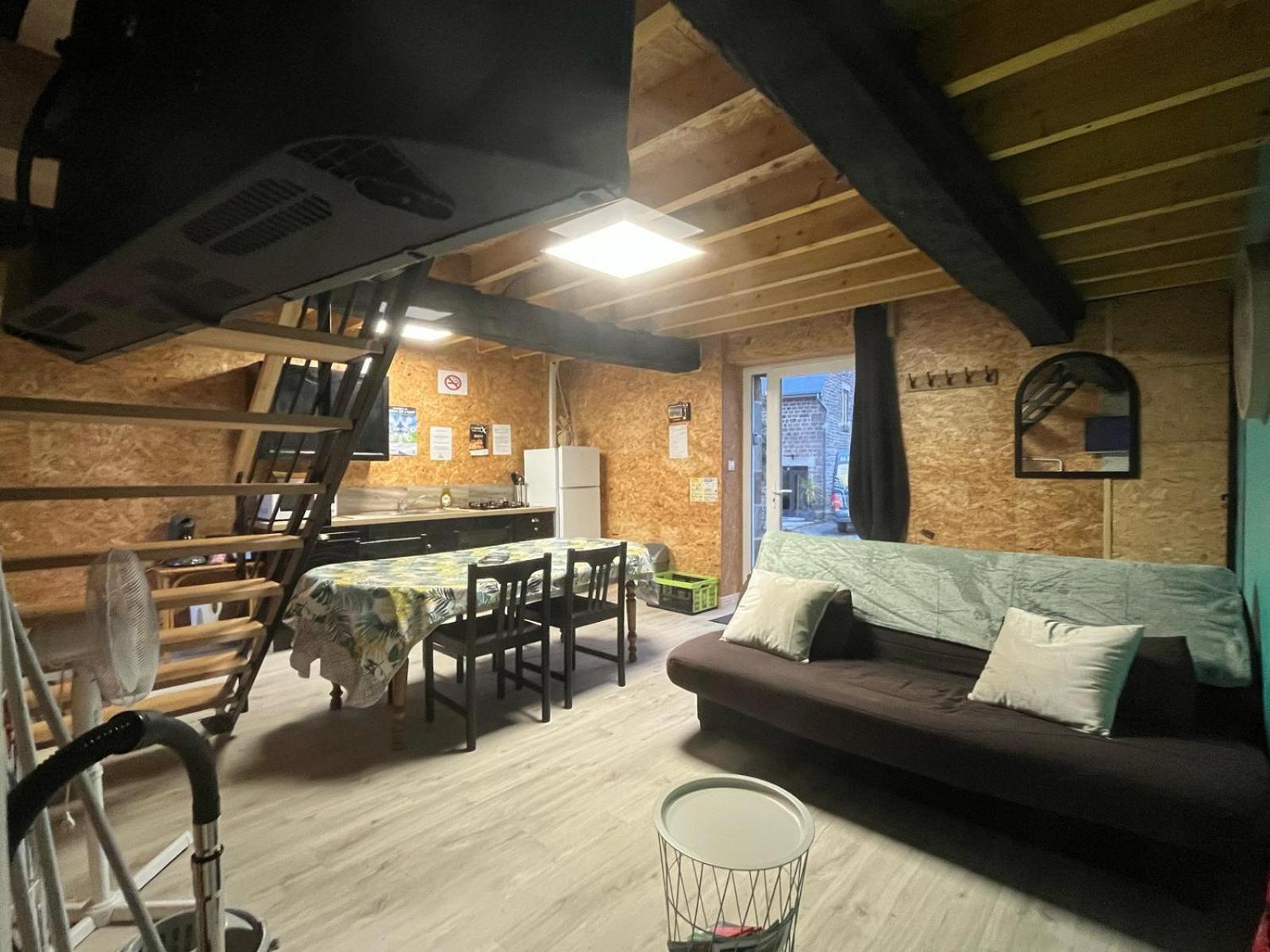 Juvigny Les Vallees Gite "La Renaudaie" - Piscine מראה חיצוני תמונה